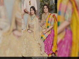 For Mom Neetu Kapoor, Riddhima Kapoor Sahni Got "Stung By The Tattoo Bee" For Mom Neetu Kapoor, Riddhima Kapoor Sahni Got "Stung By The Tattoo Bee"