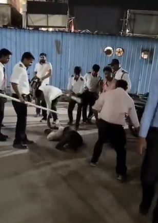 Security Guards Thrash Man With Sticks In Noida Housing Complex, Arrested Security Guards Thrash Man With Sticks In Noida Housing Complex, Arrested