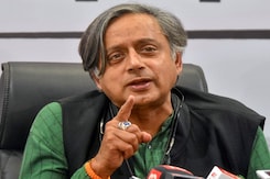 Shashi Tharoor Visits RML Hospital To Meet Families Affected By Delhi Coaching Centre Horror Shashi Tharoor Visits RML Hospital To Meet Families Affected By Delhi Coaching Centre Horror