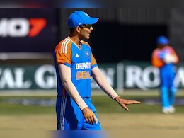 द्रविडचा आवडता असल्यानं शुबमन गिल कॅप्टन झाला? टीम इंडियाच्या खेळाडूनं केला खुलासा द्रविडचा आवडता असल्यानं शुबमन गिल कॅप्टन झाला? टीम इंडियाच्या खेळाडूनं केला खुलासा