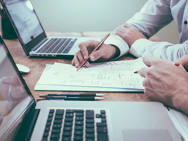 Upskilling Need Of The Hour | Essential Skills For Gig Workers In Next 5 Years