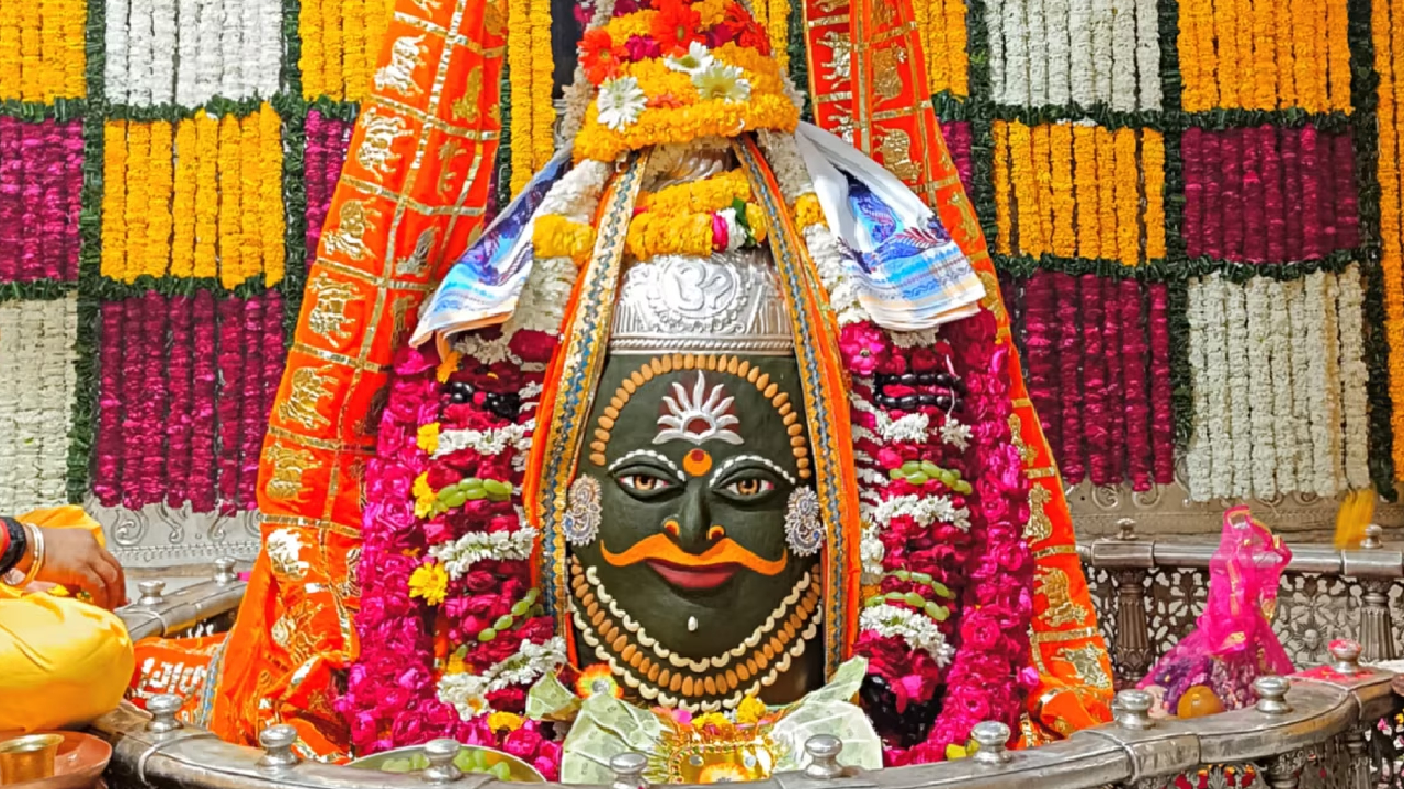 सावन का पहला सोमवार आज, मंदिरों में भक्तों की लंबी कतार