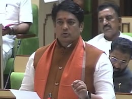 Rajasthan Politics: अब नहीं अटकेगी पेंशन! लापरवाही बरतने वाले ई-मित्रों का लाइसेंस कैंसिल करेगी राजस्थान सरकार Rajasthan Politics: अब नहीं अटकेगी पेंशन! लापरवाही बरतने वाले ई-मित्रों का लाइसेंस कैंसिल करेगी राजस्थान सरकार