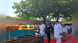 Rajasthan News: शहीदों का पार्थिव शरीर जयपुर पहुंचते ही सियासत शुरू, कांग्रेस ने उठाए सवाल तो मंत्री बोले- यह गंदी राजनीति