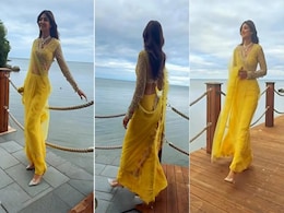 Shilpa Shetty Taking Over Toronto In A Sunny Yellow <i>Saree</i> Is Giving 90s Bollywood Fashion Vibes Shilpa Shetty Taking Over Toronto In A Sunny Yellow <i>Saree</i> Is Giving 90s Bollywood Fashion Vibes