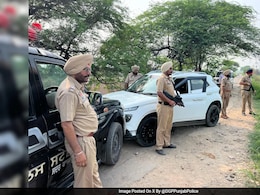 इंस्टाग्राम से दोस्ती, सेना के जवान ने दी ग्रेनेड चलाने की ट्रेनिंग... यूट्यूबर रोजर संधू के पर हुए हमले में बड़ा खुलासा इंस्टाग्राम से दोस्ती, सेना के जवान ने दी ग्रेनेड चलाने की ट्रेनिंग... यूट्यूबर रोजर संधू के पर हुए हमले में बड़ा खुलासा