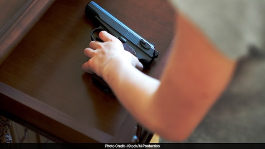 बिहार : पटना के पॉश इलाके में दिनदहाड़े फायरिंग, पुलिस जांच में जुटी