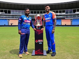 India vs Sri Lanka 3rd T20: भारत ने सुपर ओवर में दी श्रीलंका को मात, टीम सूर्यकुमार ने मेजबानों का किया 3-0 से सफाया India vs Sri Lanka 3rd T20: भारत ने सुपर ओवर में दी श्रीलंका को मात, टीम सूर्यकुमार ने मेजबानों का किया 3-0 से सफाया