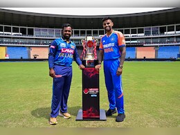 IND vs SL 3rd T20: चौंका देगा कोच गंभीर और कप्तान सूर्या का ये प्रयोग, तीसरे टी20 में भारतीय प्लेइंग 11 का ऐसा बन रहा समीकरण IND vs SL 3rd T20: चौंका देगा कोच गंभीर और कप्तान सूर्या का ये प्रयोग, तीसरे टी20 में भारतीय प्लेइंग 11 का ऐसा बन रहा समीकरण