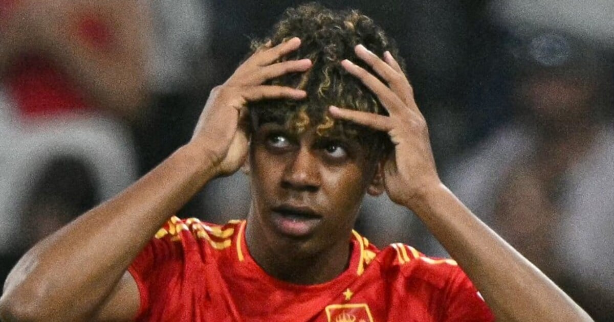 Why Lamine Yamal Can't Play After 11 PM