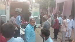 उत्तर प्रदेशात बस-ट्रकमध्ये भीषण अपघात, 18 प्रवाशांचा मृत्यू