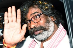 Hemant Soren फिर बनेंगे CM, Champai Soren होंगे JMM के कार्यकारी अध्यक्ष- सूत्र Hemant Soren फिर बनेंगे CM, Champai Soren होंगे JMM के कार्यकारी अध्यक्ष- सूत्र