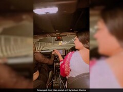 Thar ड्राइव करते हुए 'छम्मक छल्लों' पर ऐसे बलखाईं महिलाएं, देख भड़के लोग, बोले- इनकी जगह हम लड़के होते तो पुलिस…