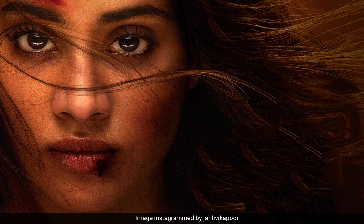 <i>Ulajh</i> New Poster: Janhvi Kapoor, With Bruises, Lets Her Eyes Do The Talking