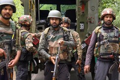 Jammu-Kashmir में फिर सक्रिय आतंकवादी, कौन कर रहा उनकी मदद ? Jammu-Kashmir में फिर सक्रिय आतंकवादी, कौन कर रहा उनकी मदद ?