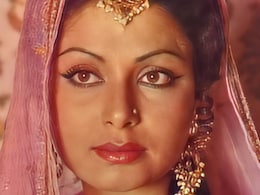 बेटे की हरकत पर एक्ट्रेस राखी गुलजार के सामने फूट फूट कर रोई थीं इस 80s के विलेन की मां, घर से कर दिया था बाहर बेटे की हरकत पर एक्ट्रेस राखी गुलजार के सामने फूट फूट कर रोई थीं इस 80s के विलेन की मां, घर से कर दिया था बाहर