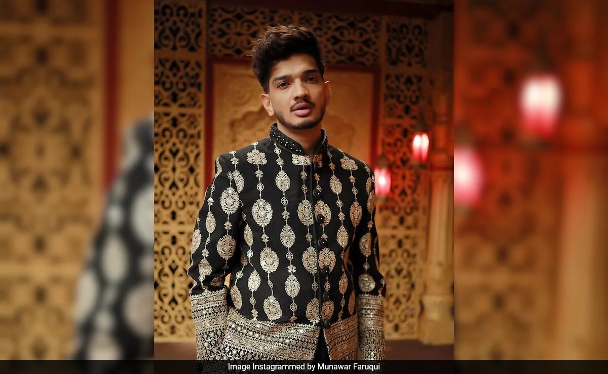 Munawar Faruqui Reveals "Abusive" Father Pushed His Mother To Death: "She Had Taken Poison"