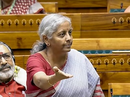 वित्त मंत्री ने पेश किया आर्थिक सर्वेक्षण, महंगाई पर काबू से लेकर LPG, पेट्रोल-डीजल की कीमतों में कटौती का भी जिक्र