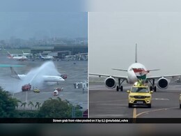Water Salute for Team India: फ्लाइट के आगे लहराता तिरंगा, 'वाटर सैलूट' से कुछ यूं हुआ चैंपियन टीम इंडिया का भव्य स्वागत