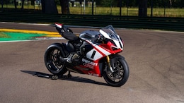 Ducati Panigale V2 Superquadro Final Edition Is Here, Limited To 555 Units