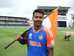 हार्दिक पांड्या बने टॉप टी20 ऑलराउंडर, बुमराह-अर्शदीप ने भी मारी बड़ी छलांग, जानें ताजा आईसीसी रैंकिंग हार्दिक पांड्या बने टॉप टी20 ऑलराउंडर, बुमराह-अर्शदीप ने भी मारी बड़ी छलांग, जानें ताजा आईसीसी रैंकिंग