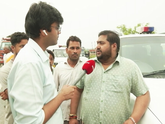 "Overcrowding": Eyewitnesses Recount Hathras 'Satsang' Stampede