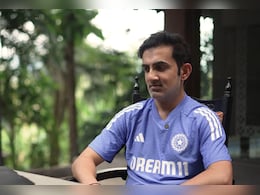 Sl vs Ind: गौतम गंभीर श्रीलंका के सफाए से संतुष्ट नहीं, हेड कोच ने खिलाड़ियों से कर दी यह मांग Sl vs Ind: गौतम गंभीर श्रीलंका के सफाए से संतुष्ट नहीं, हेड कोच ने खिलाड़ियों से कर दी यह मांग