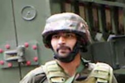 Kulgam Encounter: कुलगाम में अलग-अलग एनकाउंटर में दो सैनिक शहीद, 4 आतंकवादी भी ढेर Kulgam Encounter: कुलगाम में अलग-अलग एनकाउंटर में दो सैनिक शहीद, 4 आतंकवादी भी ढेर