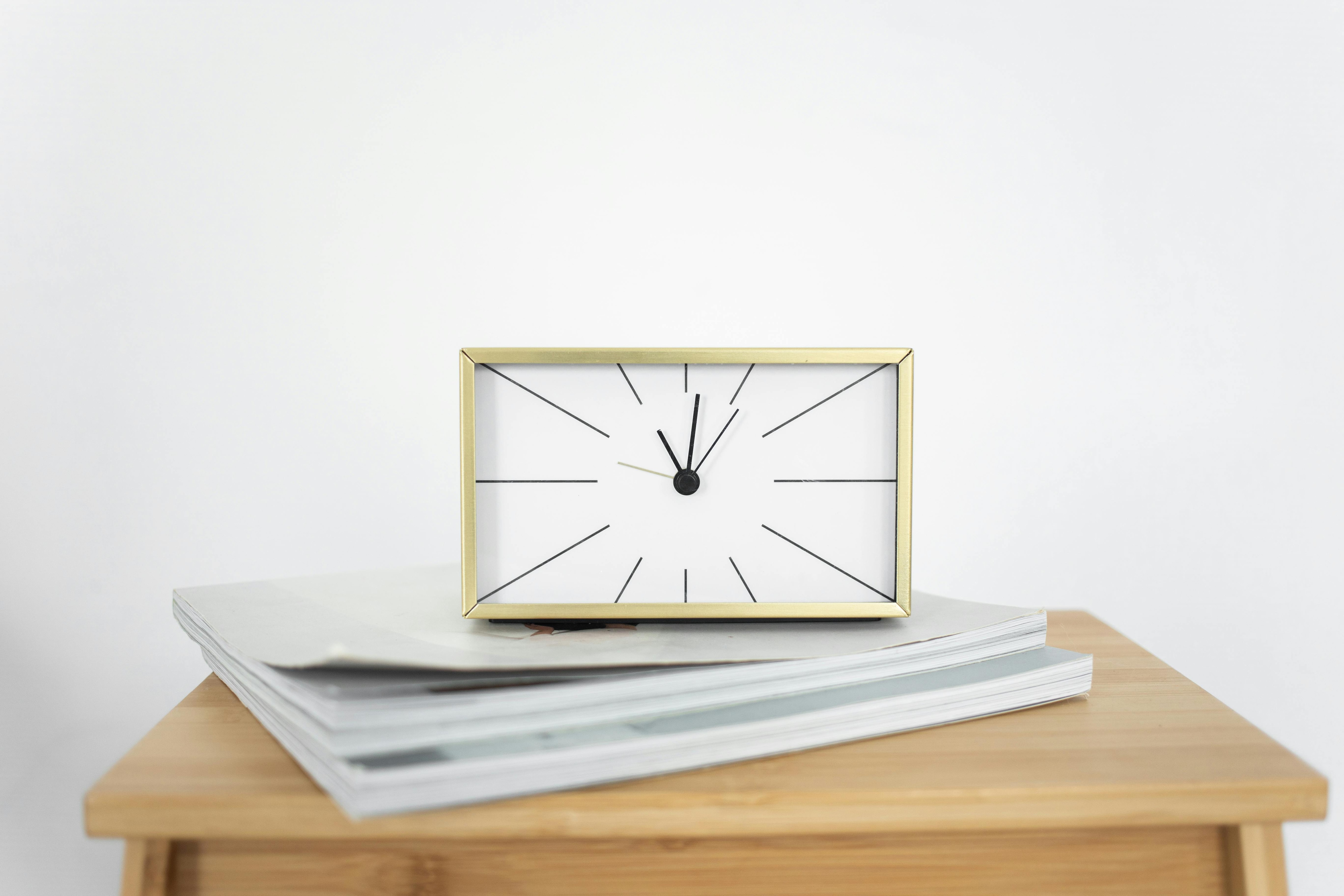 Best Deals On Digital Clocks From Myntra