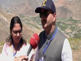 कंधे और पैर में गोली खाने के बाद भी दुश्मन के 4 बंकर किए तबाह, भाई ने बताई कैप्टन मनोज पांडेय की दिलेरी कंधे और पैर में गोली खाने के बाद भी दुश्मन के 4 बंकर किए तबाह, भाई ने बताई कैप्टन मनोज पांडेय की दिलेरी