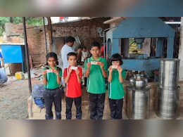 Chhattisgarh News: बच्चों के स्वास्थ्य के साथ खिलवाड़, स्कलू में  बांट दिए एक्सपायरी डेट के बिस्किट...