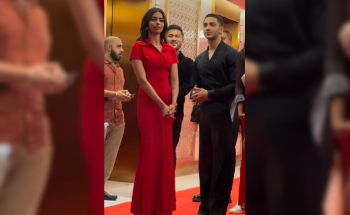 Khushi Kapoor's Plus One At <i>Kill</i> Screening Was Rumoured Boyfriend Vedang Raina