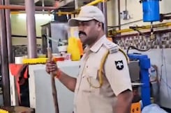 Fake Ghee In Kota: मिलावटखोरों पर Food Safety Department की बड़ी करवाई, भरी मात्रा में नकली तेल बरामद Fake Ghee In Kota: मिलावटखोरों पर Food Safety Department की बड़ी करवाई, भरी मात्रा में नकली तेल बरामद