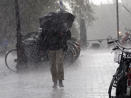 बारिश के मौसम में घर से निकलने से पहले इन 7 चीजों को जरूर रखें साथ, मॉनसून में काम आती हैं ये चीजें बारिश के मौसम में घर से निकलने से पहले इन 7 चीजों को जरूर रखें साथ, मॉनसून में काम आती हैं ये चीजें