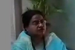 ग्वालियर में धरने पर बैठीं बीजेपी महिला पार्षद, मचा हंगामा