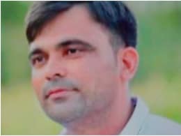 Rajasthan: स्टेट ओपन बोर्ड परीक्षा में नकल करवाते रंगे हाथ पकड़ा गया सरकारी टीचर, DEO ने कर दिया सस्पेंड Rajasthan: स्टेट ओपन बोर्ड परीक्षा में नकल करवाते रंगे हाथ पकड़ा गया सरकारी टीचर, DEO ने कर दिया सस्पेंड