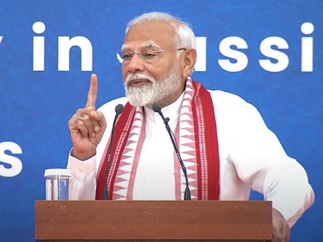 Watch: PM Modi Addresses Indian Community In Moscow