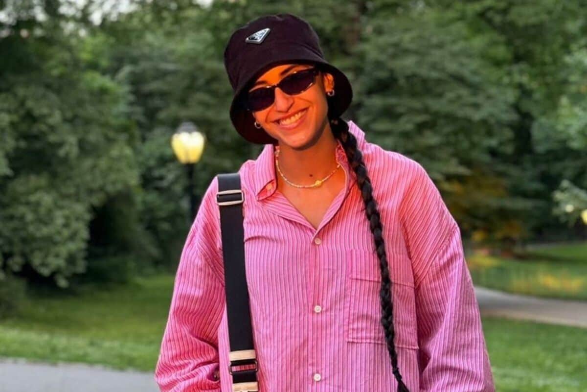 Ruhee Dosani and Vicky Kaushal's Hilarious Ink Mishap Ruhee Dosani and Vicky Kaushal's Hilarious Ink Mishap