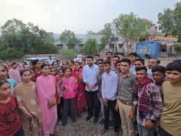 लोकसभा चुनाव हारने के बाद जनता का दिल जीत रहे रविंद्र भाटी, पहली बार किसी विधायक ने किया ये काम