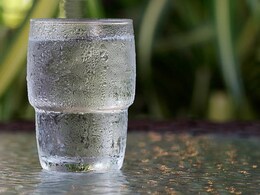 Health : कभी खड़े होकर नहीं पिएंगे पानी, अगर जान लिए ये नुकसान&nbsp;