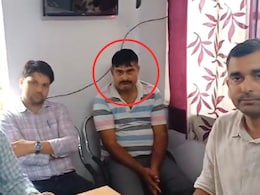 ACB Action: नगर निगम के अधिकारी को एसीबी ने किया गिरफ्तार, 10 हजार रिश्वत लेते रंगे हाथ पकड़ा ACB Action: नगर निगम के अधिकारी को एसीबी ने किया गिरफ्तार, 10 हजार रिश्वत लेते रंगे हाथ पकड़ा