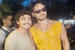 Tiger Shroff Mobbed By Fans In Mumbai Tiger Shroff Mobbed By Fans In Mumbai
