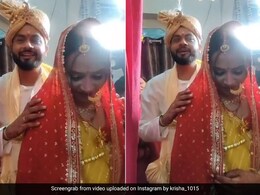 दूल्हे ने सबके सामने गाया 'चांद सी महबूबा हो मेरी', दुल्हन के मन में फूटा लड्डू, लोगों ने पूछा- कौन सा व्रत की थी दीदी दूल्हे ने सबके सामने गाया 'चांद सी महबूबा हो मेरी', दुल्हन के मन में फूटा लड्डू, लोगों ने पूछा- कौन सा व्रत की थी दीदी