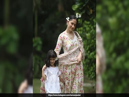 Sanjeeda Shaikh And Her Daughter Ayra Brightened Gloomy Monsoon Days With Their Vibrant Floral Looks Sanjeeda Shaikh And Her Daughter Ayra Brightened Gloomy Monsoon Days With Their Vibrant Floral Looks