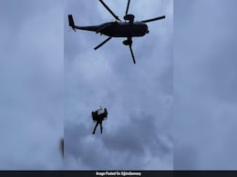 Watch: Indian Navy's Sea King Chopper Rescues Critically Injured Chinese Sailor Watch: Indian Navy's Sea King Chopper Rescues Critically Injured Chinese Sailor