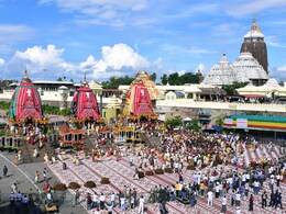 जगन्नाथ रथ यात्रा के तीनों रथों के क्या हैं नाम, कौन है किसका सारथी और कितने दिनों तक रहते हैं प्रभु मौसी के घर, जानें यहां...