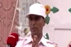 Hathras Stampede Case | 'बाबा का नाम लेने से भागते हैं भूत प्रेत': आश्रम के गार्ड ने बताई पूरी कहानी