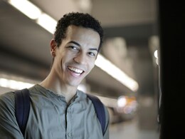 आपके स्‍टाइल और शान का नहीं होगा कोई सानी, अगर घर ले आएंगे American Eagle, Mango Man के ये कैजुअल वियर