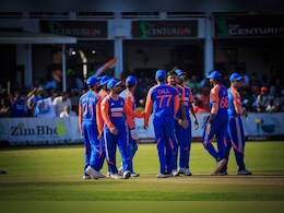 IND vs SL T20I: गिल या सूर्या नहीं बल्कि ये खिलाड़ी संभालेगा श्रीलंका के खिलाफ टीम इंडिया की कमान IND vs SL T20I: गिल या सूर्या नहीं बल्कि ये खिलाड़ी संभालेगा श्रीलंका के खिलाफ टीम इंडिया की कमान