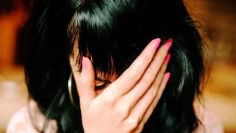 चार्टर्ड प्लेन के 60 साल के पायलट पर छेड़छाड़ का आरोप, 26 साल की पायलट ने दर्ज कराया केस